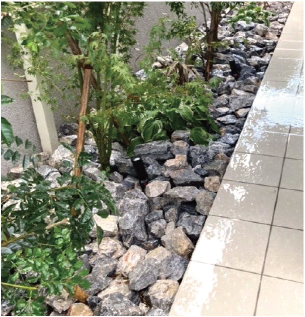 ドラムロック 水路脇施工例