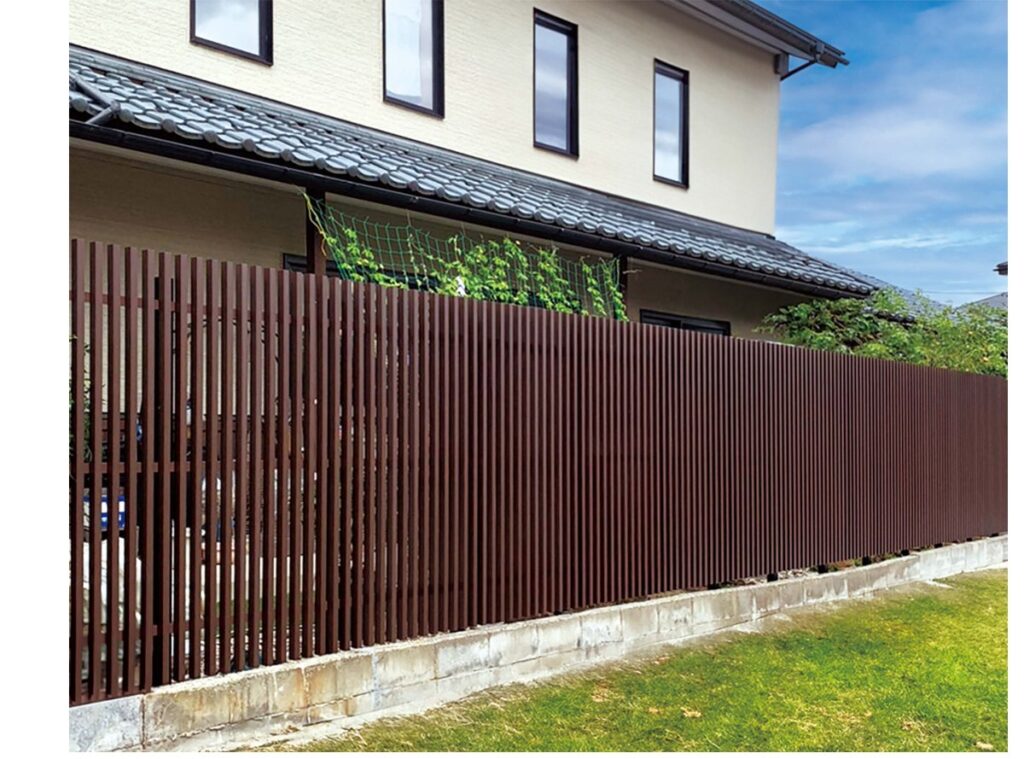 千本格子 和風住宅塀施工例
